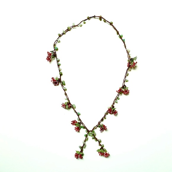 Hand crocheted and beaded statement necklace - Picture 3 of 3